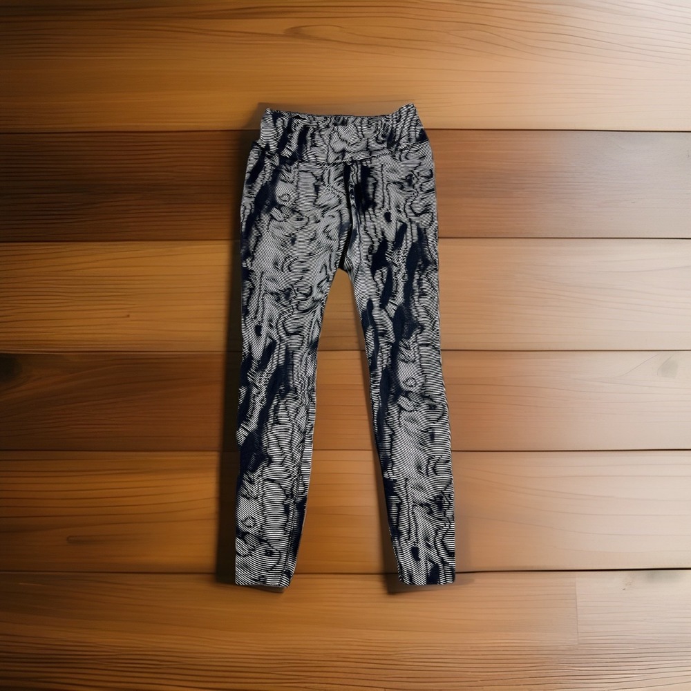 Nike Dri-Fit Leggings Women's M Black White Abstract Print Athletic‎ Pants
